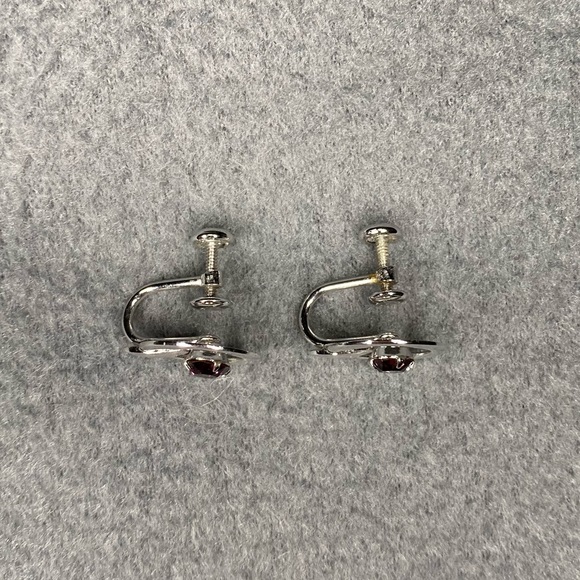 Sterling Silver Earrings for non-pierced Ears - Picture 6 of 7